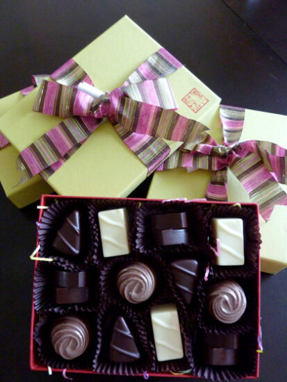 Yen For Chocolate - Assorted-box-of-12-chocolate-box